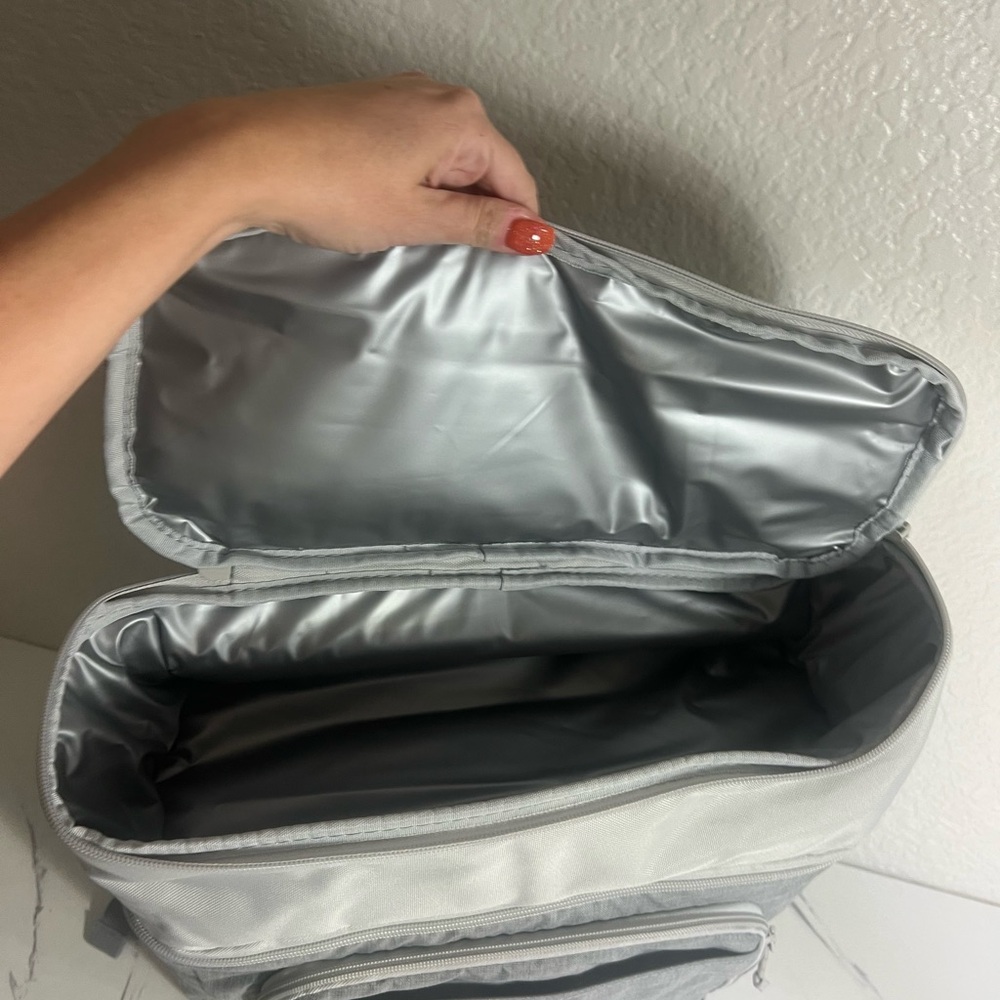 New Remy Gray Promo Cooler Backpack - Picture 2 of 7